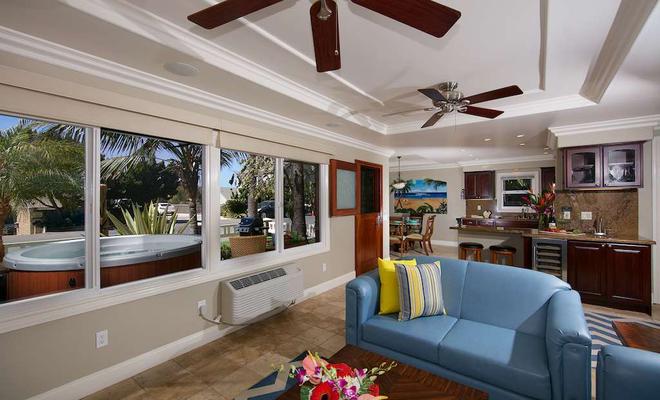 Ocean Palms Beach Resort