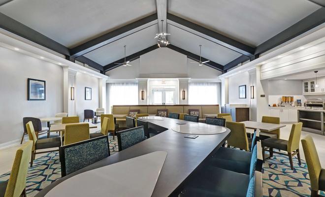Homewood Suites by Hilton London Ontario