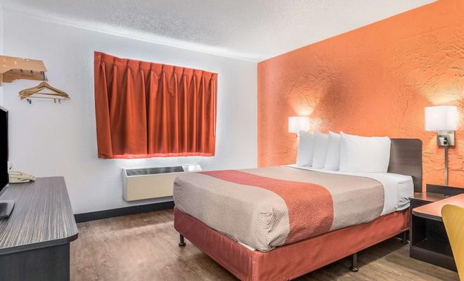 Days Inn Schaumburg/Elk Grove