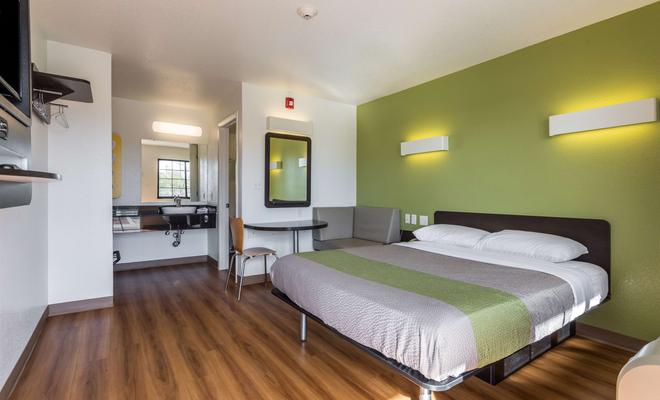 Motel 6 El Paso East