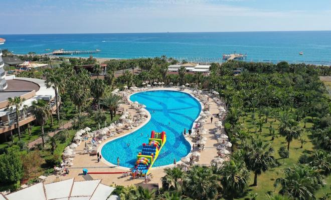 Sea World Resort & Spa