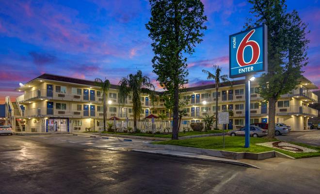 Motel 6 San Bernardino North