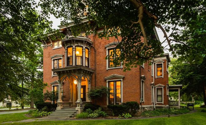 Rosemont Inn Bed and Breakfast