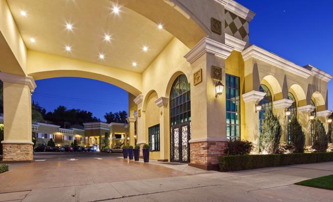 Best Western Woodland Hills Inn