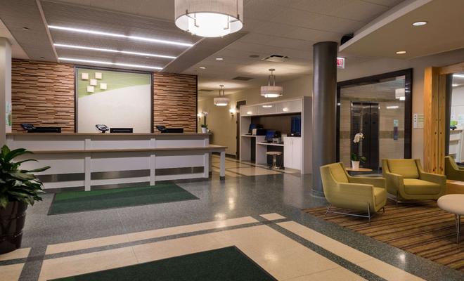 Holiday Inn Hotel & Suites Chicago-O'Hare (Rosemont)