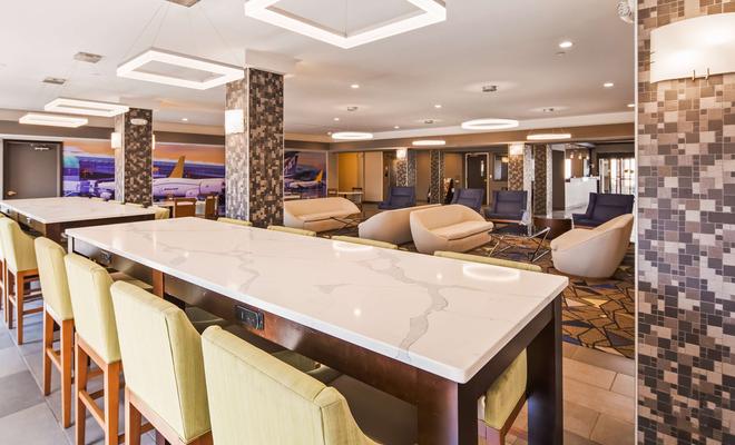 Best Western Inn & Suites - Midway Airport