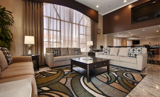 Best Western Pasadena Royale