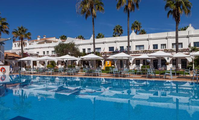 Playa De La Luz Hotel