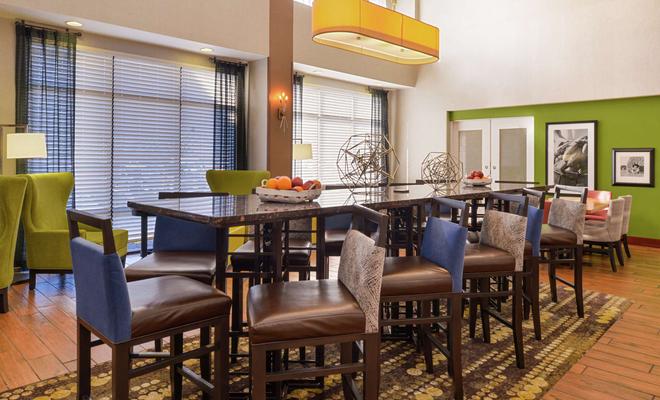 Hampton Inn & Suites Wilmington
