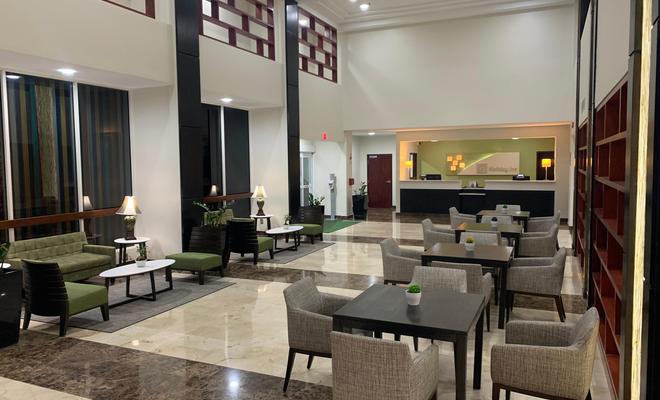 Holiday Inn Mayaguez & Tropical Casino