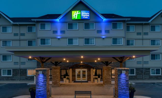 Lakeview Inn and Suites Fredericton