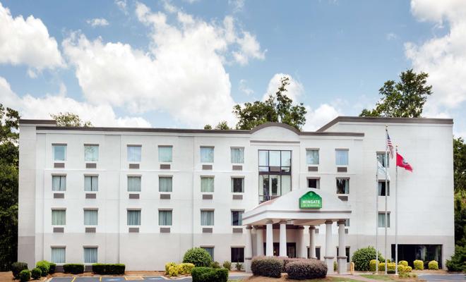 Comfort Suites Downtown