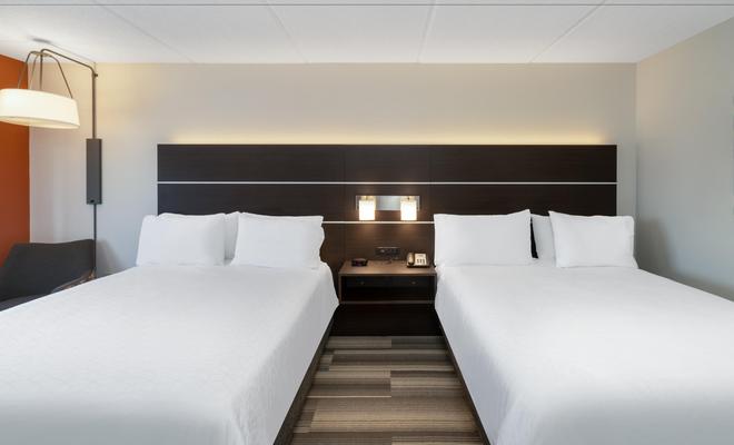 Holiday Inn Express Hotel & Suites Bluffton @ Hilton Head Area