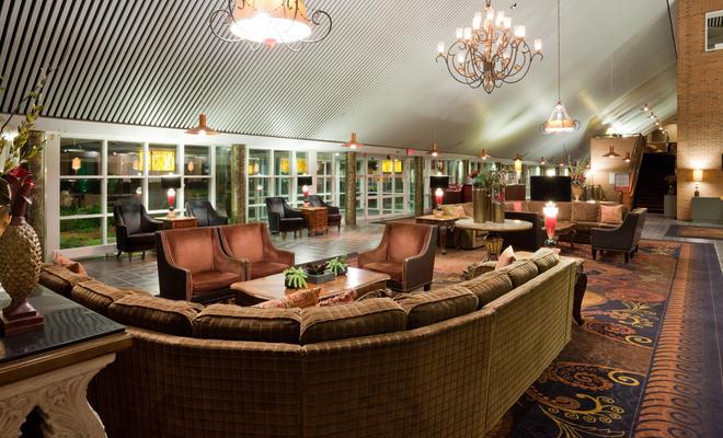 Crowne Plaza Minneapolis West