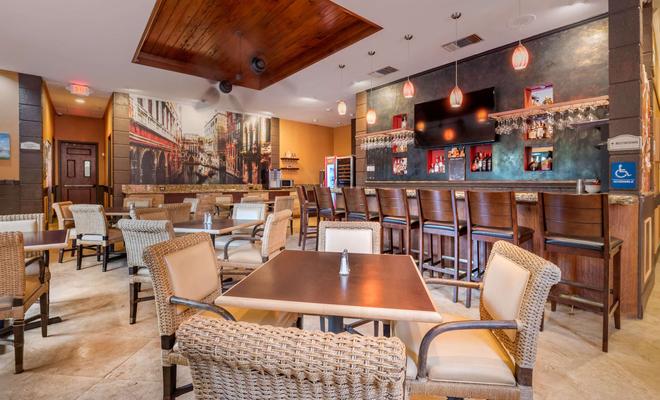 Windsor Gardens Hotel & Suites