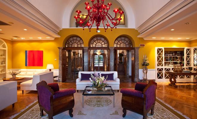 The Ashbee Hotel