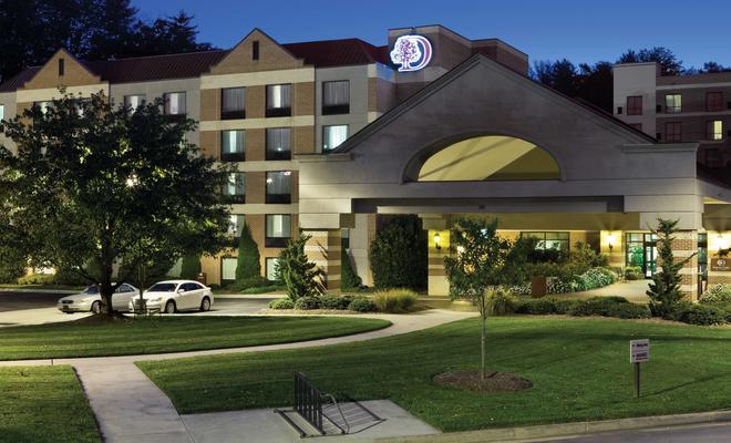DoubleTree by Hilton Hotel Asheville - Biltmore
