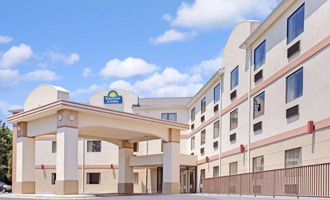 Days Inn And Suites Laurel/Fort Meade MD