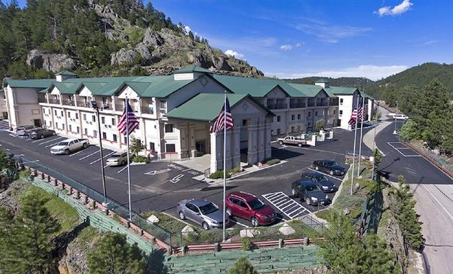 Mount Rushmore's Presidents View Resort