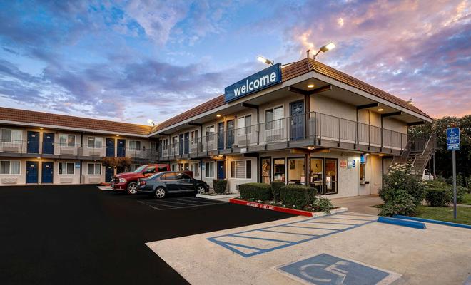 Motel 6 Sacramento Rancho Cordova East