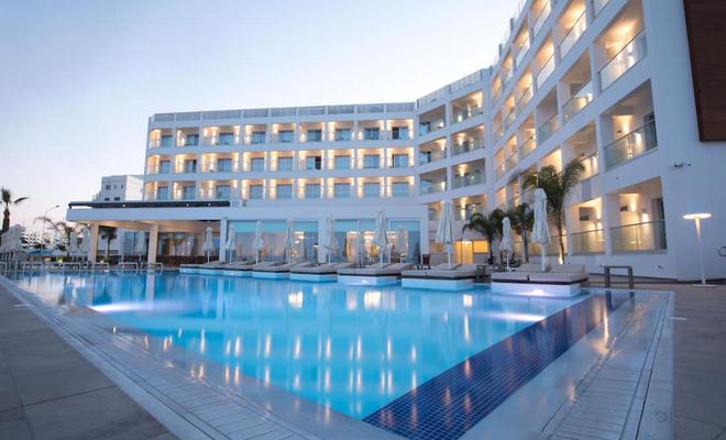 Evalena Beach Hotel Apartments