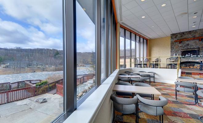 Chateau Resort & Conference Center
