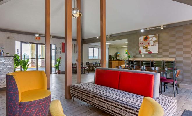 Quality Inn & Suites North