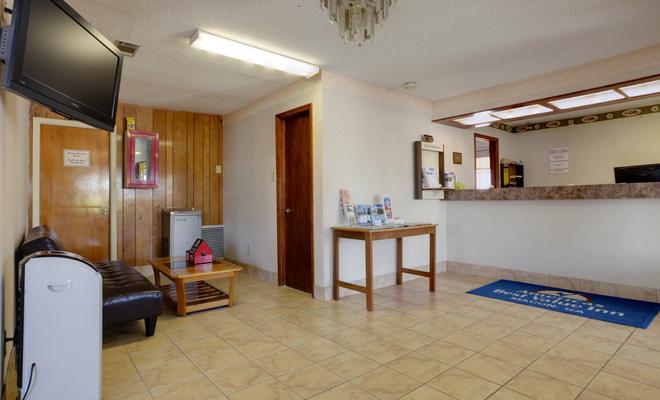 Americas Best Value Inn & Suites