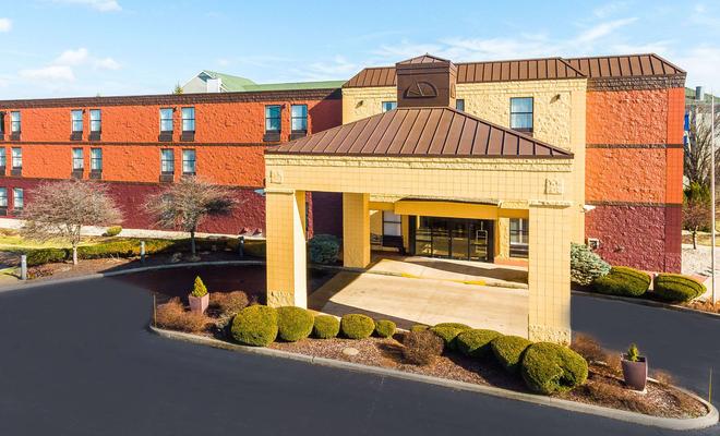 Baymont Inn and Suites Lafayette