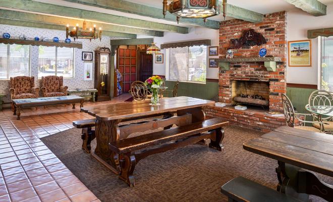 Svendsgaard's Danish Lodge-Americas Best Value Inn