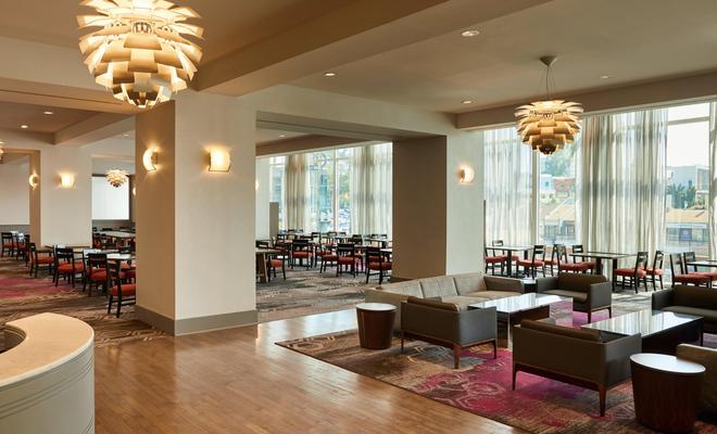 Loews Hollywood Hotel