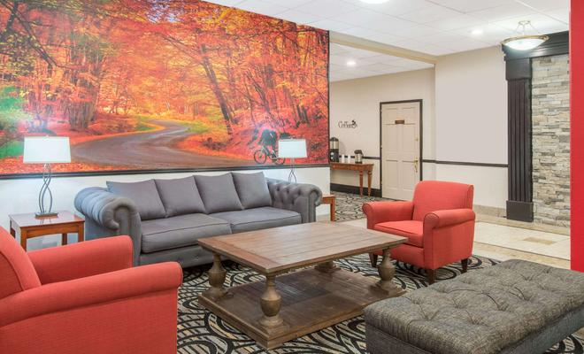 Holiday Inn Cumberland-Downtown