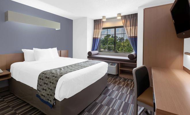 Microtel Inn & Suites by Wyndham BWI Airport Baltimore