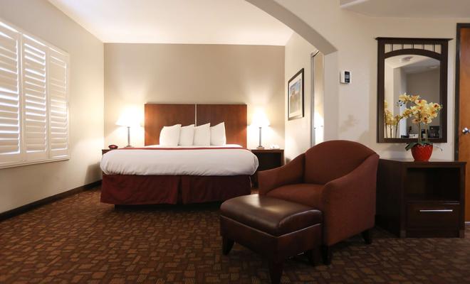 Best Western Plus Lanai Garden Inn & Suites