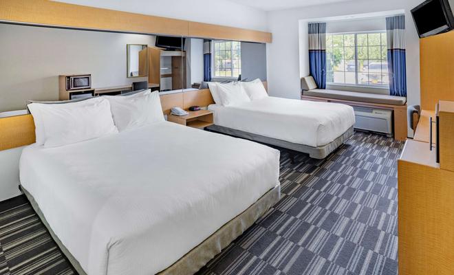Microtel Inn & Suites by Wyndham Plattsburgh