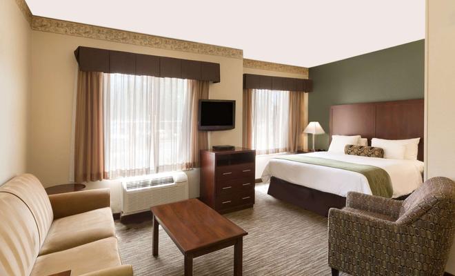 Hawthorn Suites by Wyndham Rancho Cordova/Folsom
