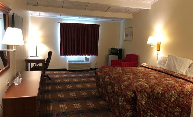 Red Carpet Inn North Syracuse