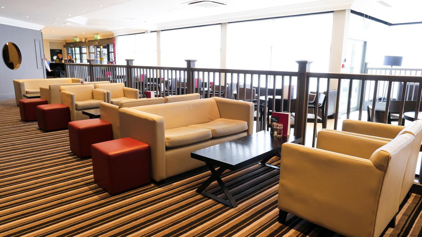 Crowne Plaza Manchester Airport