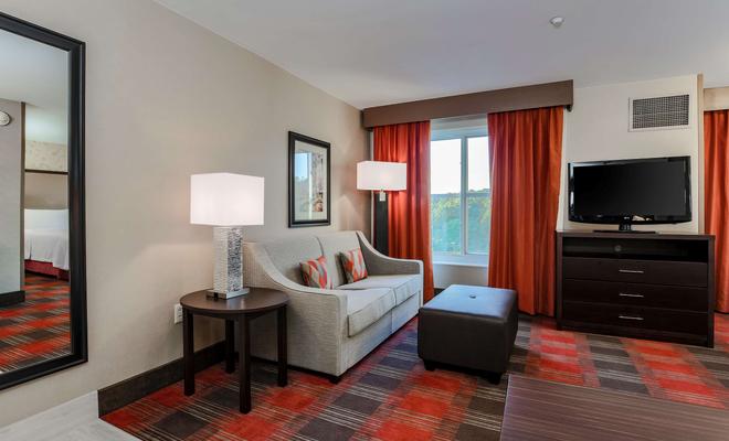 Homewood Suites by Hilton Long Island-Melville