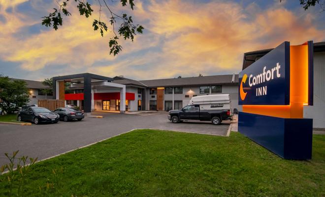 Comfort Inn West