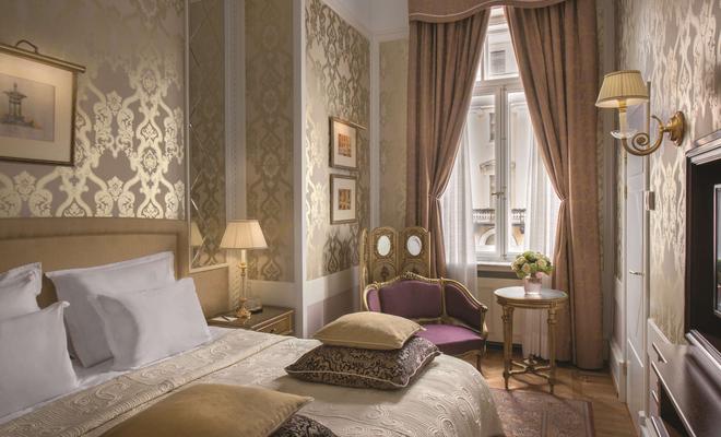 Grand Hotel Europe