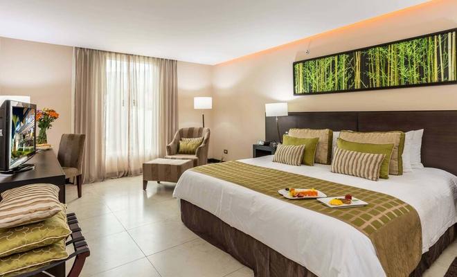 Studio Hotel