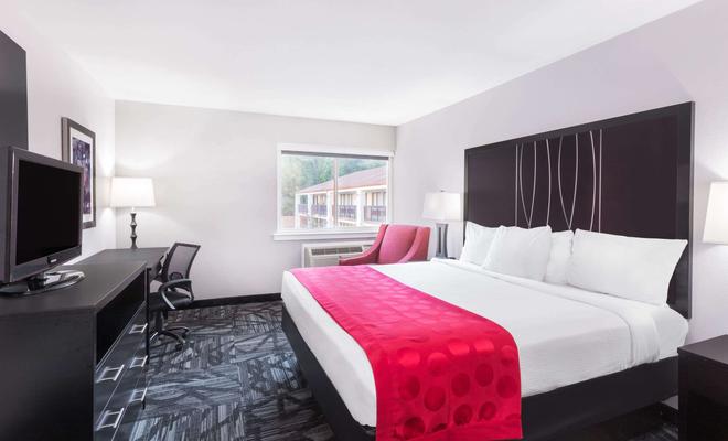 Ramada Tuscaloosa Alabama