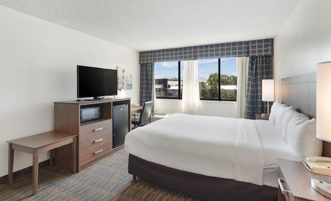 Clarion Hotel