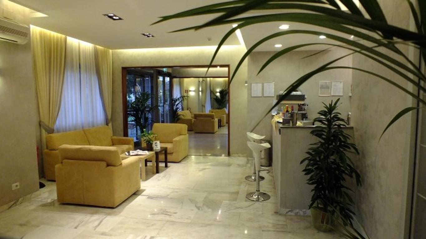 Hotel Consul