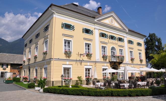 Biedermeier Schlössl Lerchenhof