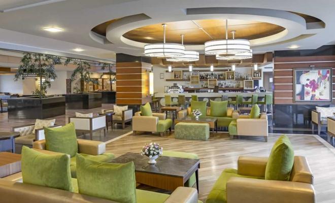 Royal Wings Hotel