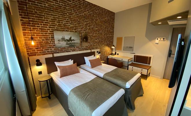 Airport Hotel Bonus Inn