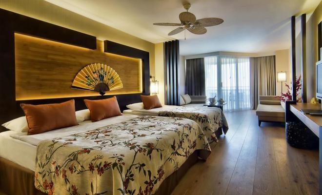 Limak Lara De Luxe Hotel