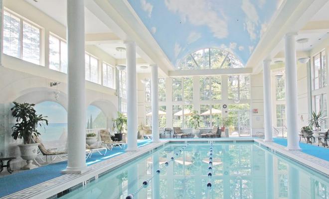 Senator Inn & Spa